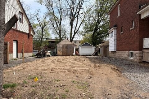 Additional image 2 of 18 Tuxedo Avenue N, Hamilton, ON, L8H 4P5