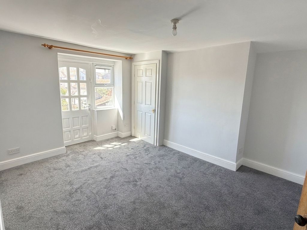 Additional image 4 of 2 bed flat to rentWater Street, Rhyl LL18