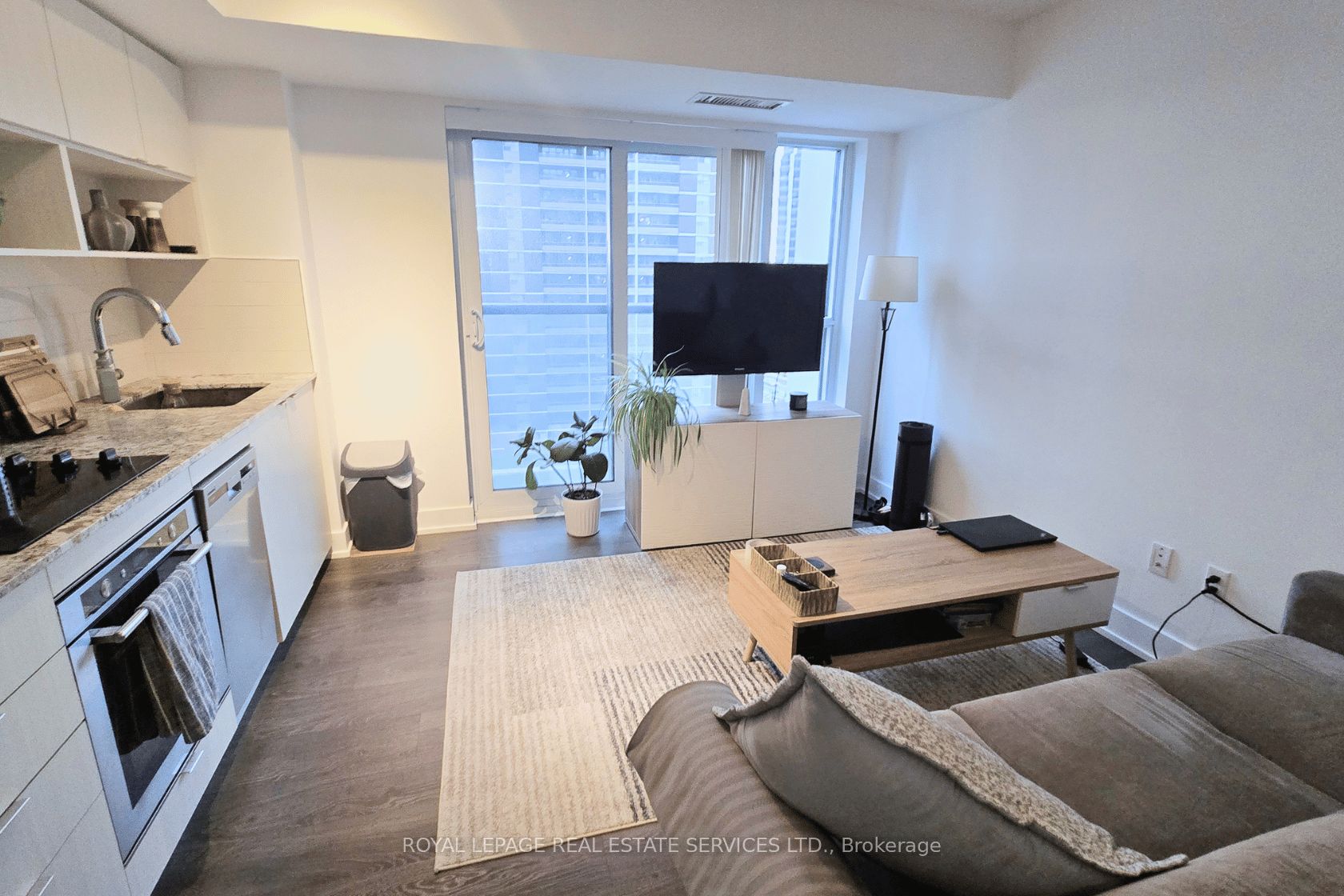 Additional image 3 of 803-7 Mabelle Avenue, Toronto, ON, M9A 4Y1
