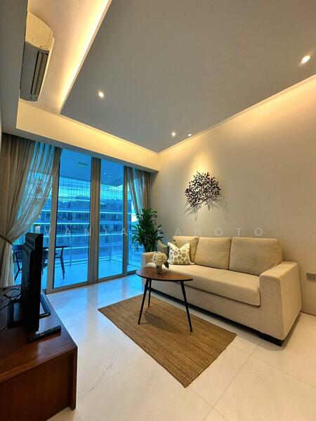 12B Cairnhill Rise