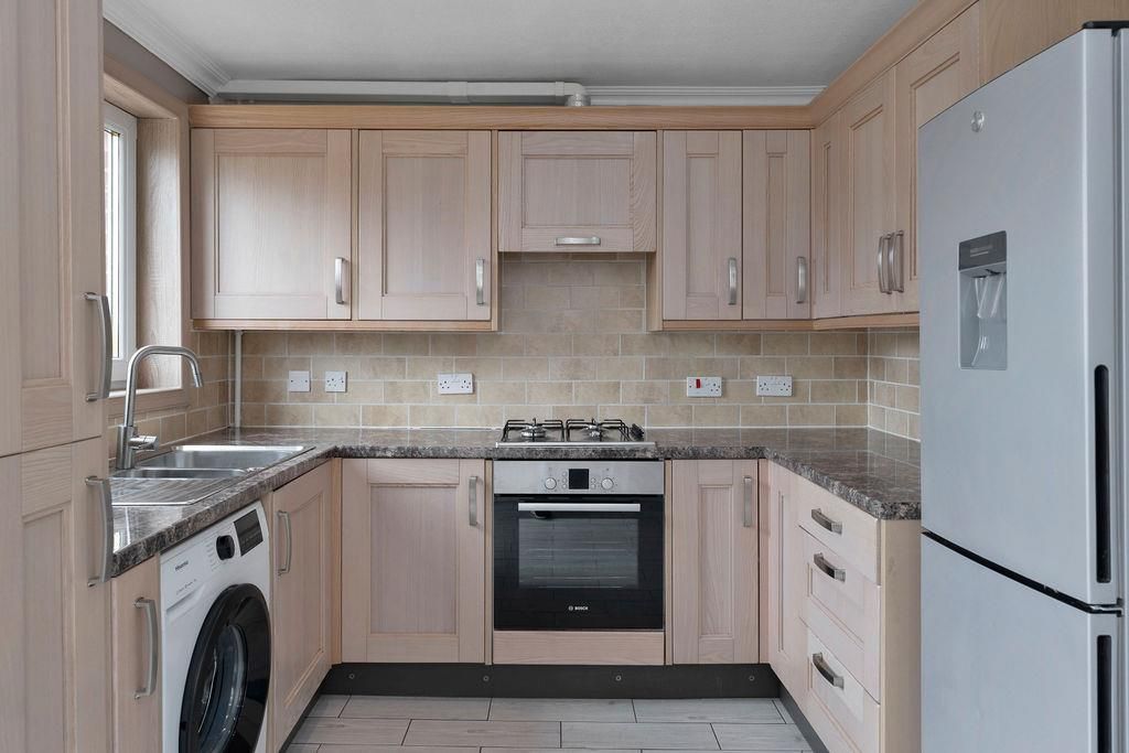 Additional image 4 of 3 bed semi-detached house to rentEast Kilngate Rigg, Edinburgh EH17