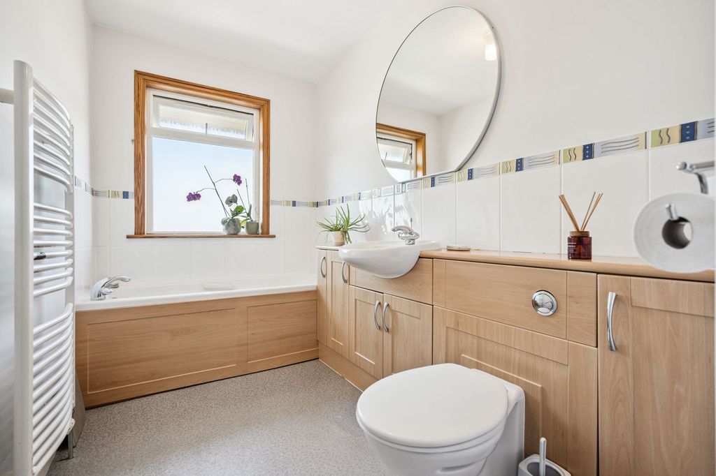 Additional image 15 of 4 bed detached bungalow for saleLeighton Avenue, Dunblane FK15