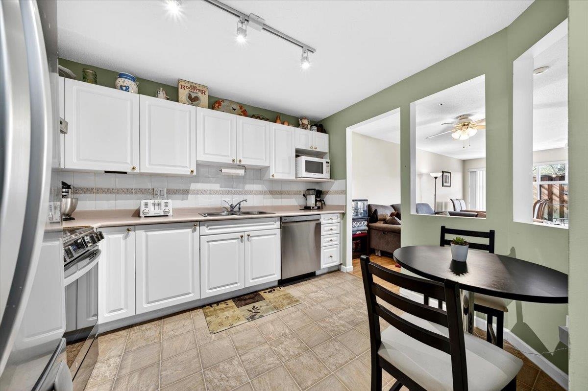 Additional image 4 of 122-2678 Dixon Street, Port Coquitlam, BC, V3C 6L7