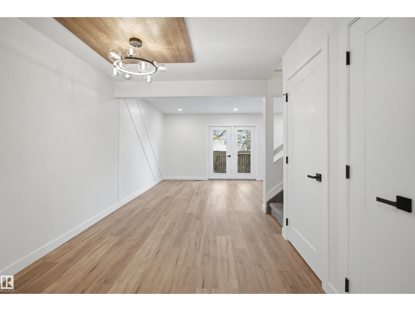 Additional image 6 of 1706 37 Street NW, Edmonton, AB, T6L2R7