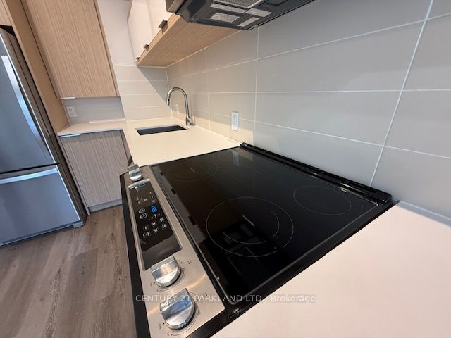 Additional image 6 of 204-10 Deerlick Court, Toronto, ON, M3A 0A7