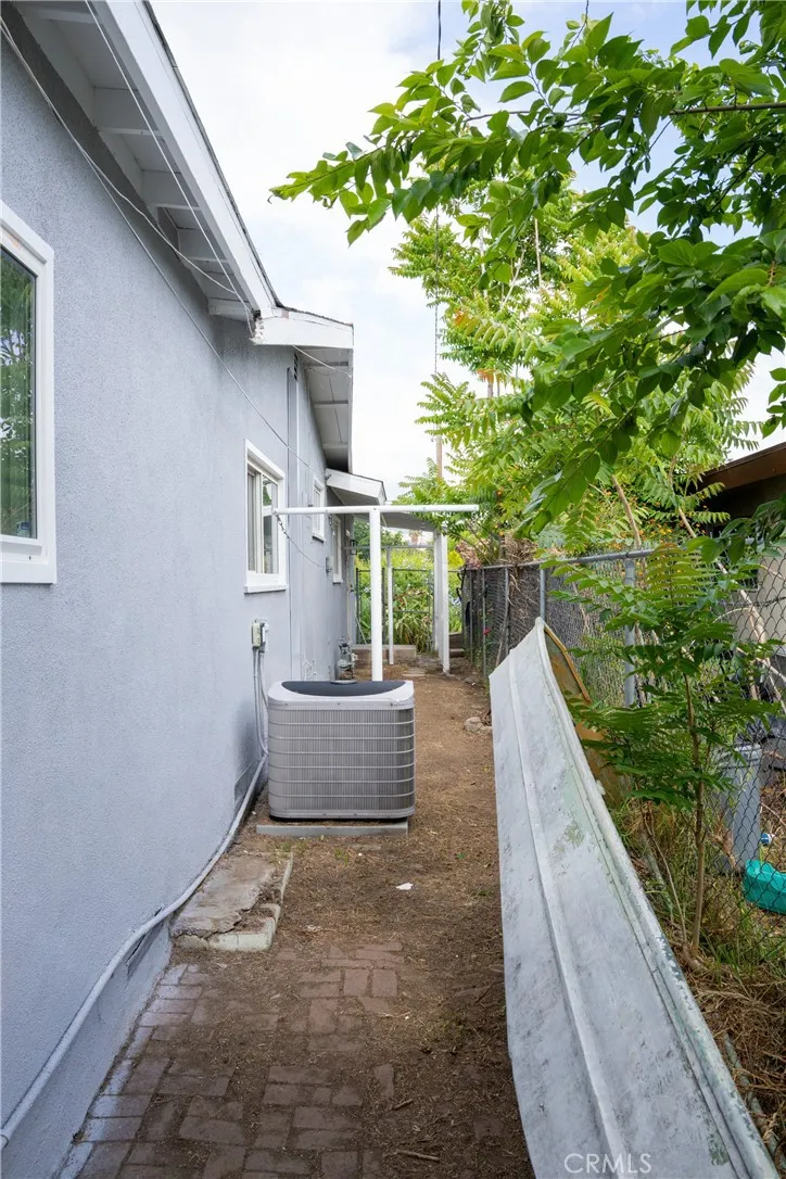 Additional image 80 of 5720 Dogwood St, San Bernardino, CA 92404