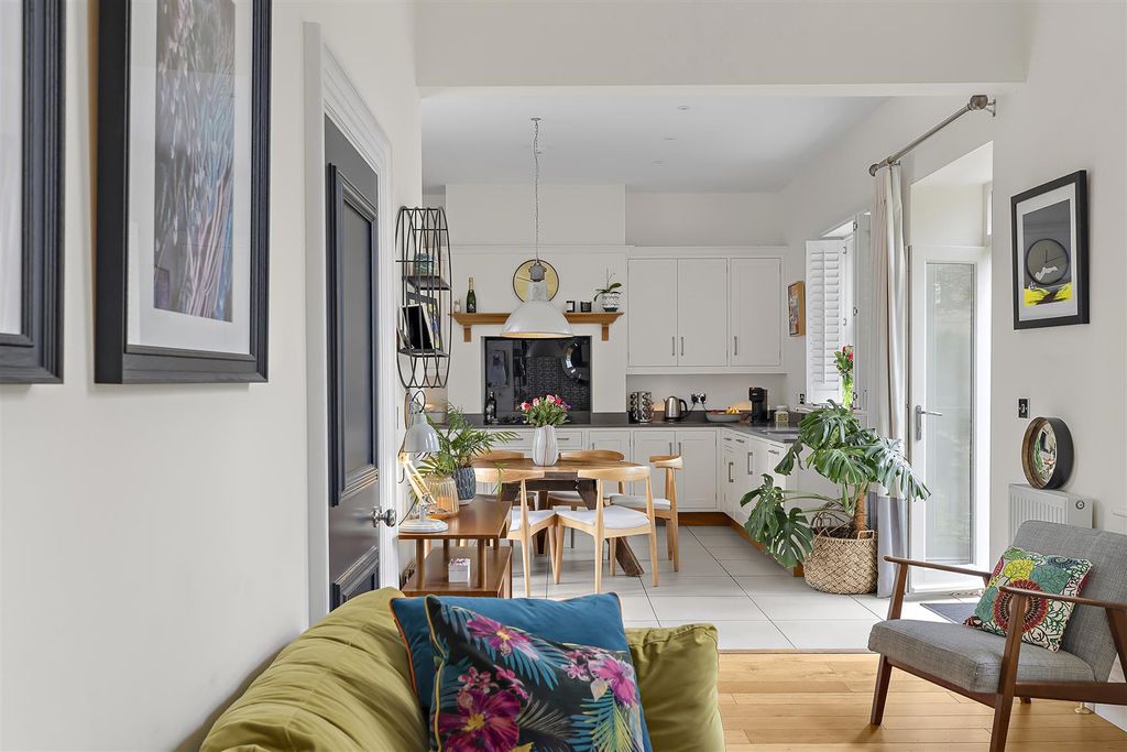 Additional image 10 of 3 bed end terrace house for saleMain Street, Burley In Wharfedale, Ilkley LS29