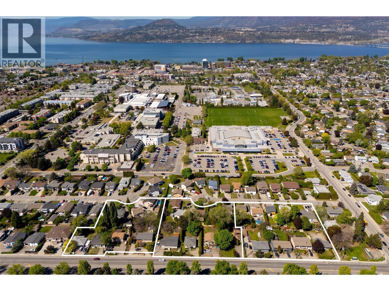 Additional image 2 of 2900 Gordon Drive, Kelowna, BC, V1W3R3