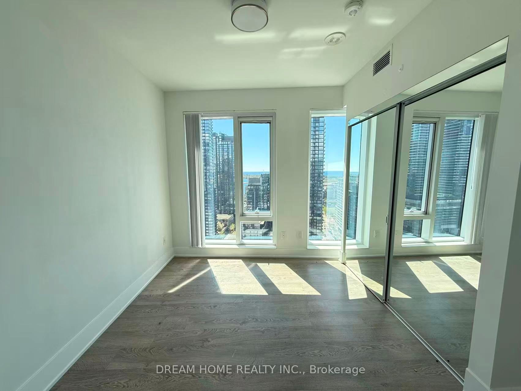 Additional image 6 of 1813-470 Front Street W, Toronto, ON, M5V 0V6