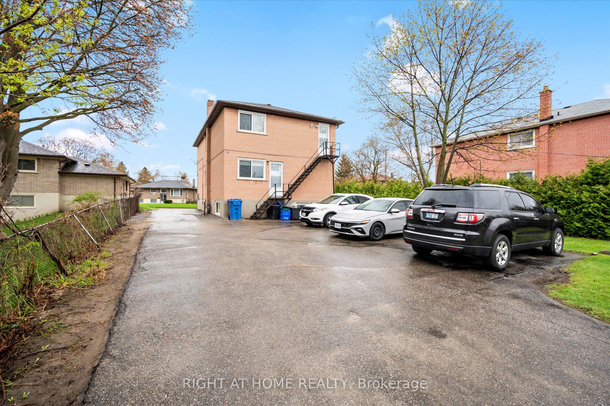 Additional image 3 of 606 Lansdowne Drive, Oshawa, ON, L1G 1W4