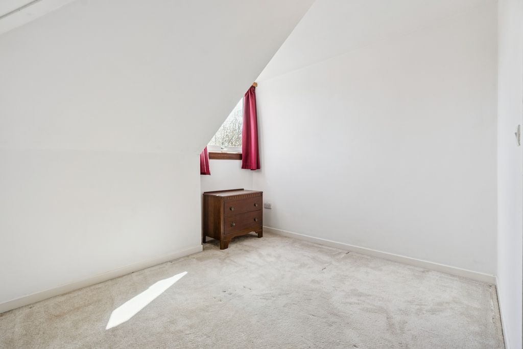 Additional image 12 of 3 bed detached bungalow to rentBlinkbonny Road, Falkirk, Stirling FK1