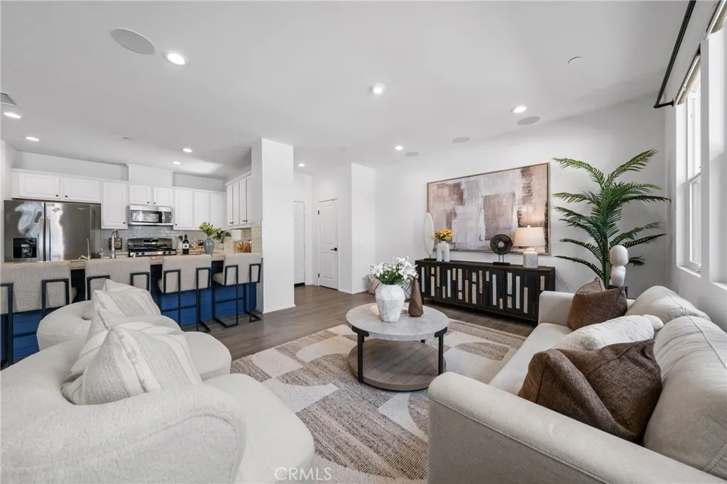 Additional image 8 of 220 W Via Prado Unit 52, Ontario, CA 91762