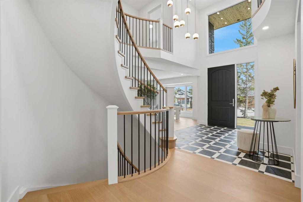 Additional image 3 of 119 Canterville Road SW, Calgary, AB, T2W 4R2