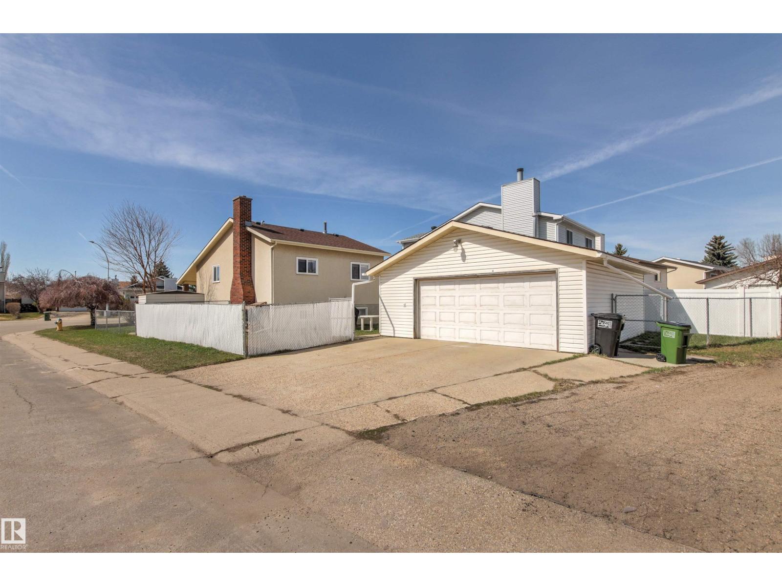 Additional image 4 of 16711 94 Street NW, Edmonton, AB, T5Z1Y1