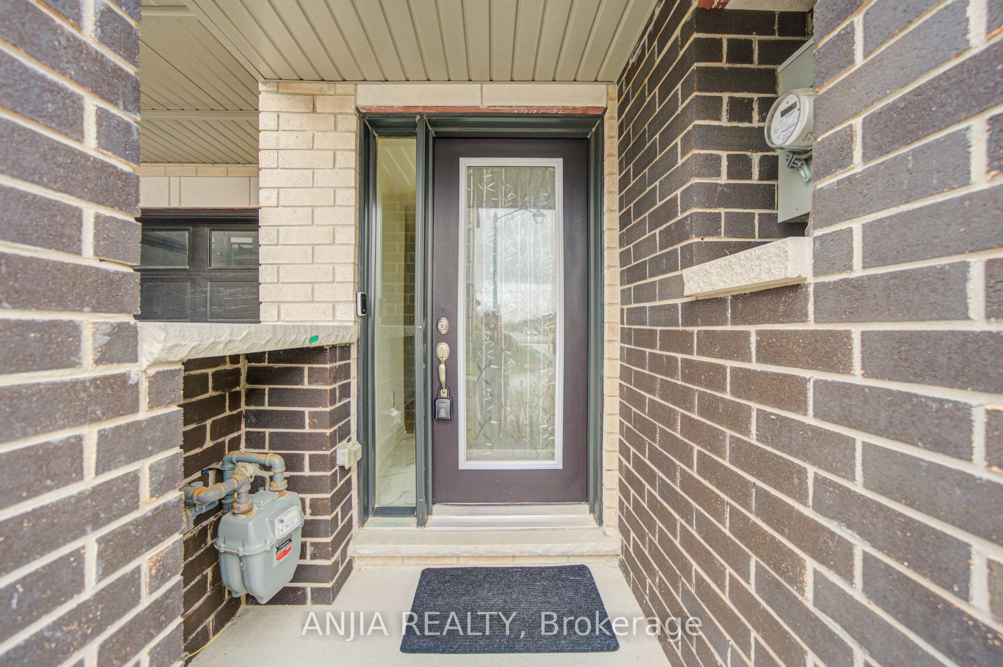 Additional image 2 of 53 Emmas Way, Whitby, ON, L1R 0S7