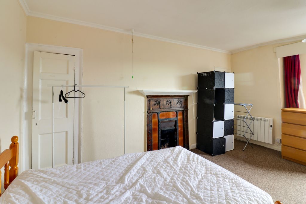 Additional image 7 of 3 bed maisonette to rentSt James's Parade, Bath BA1