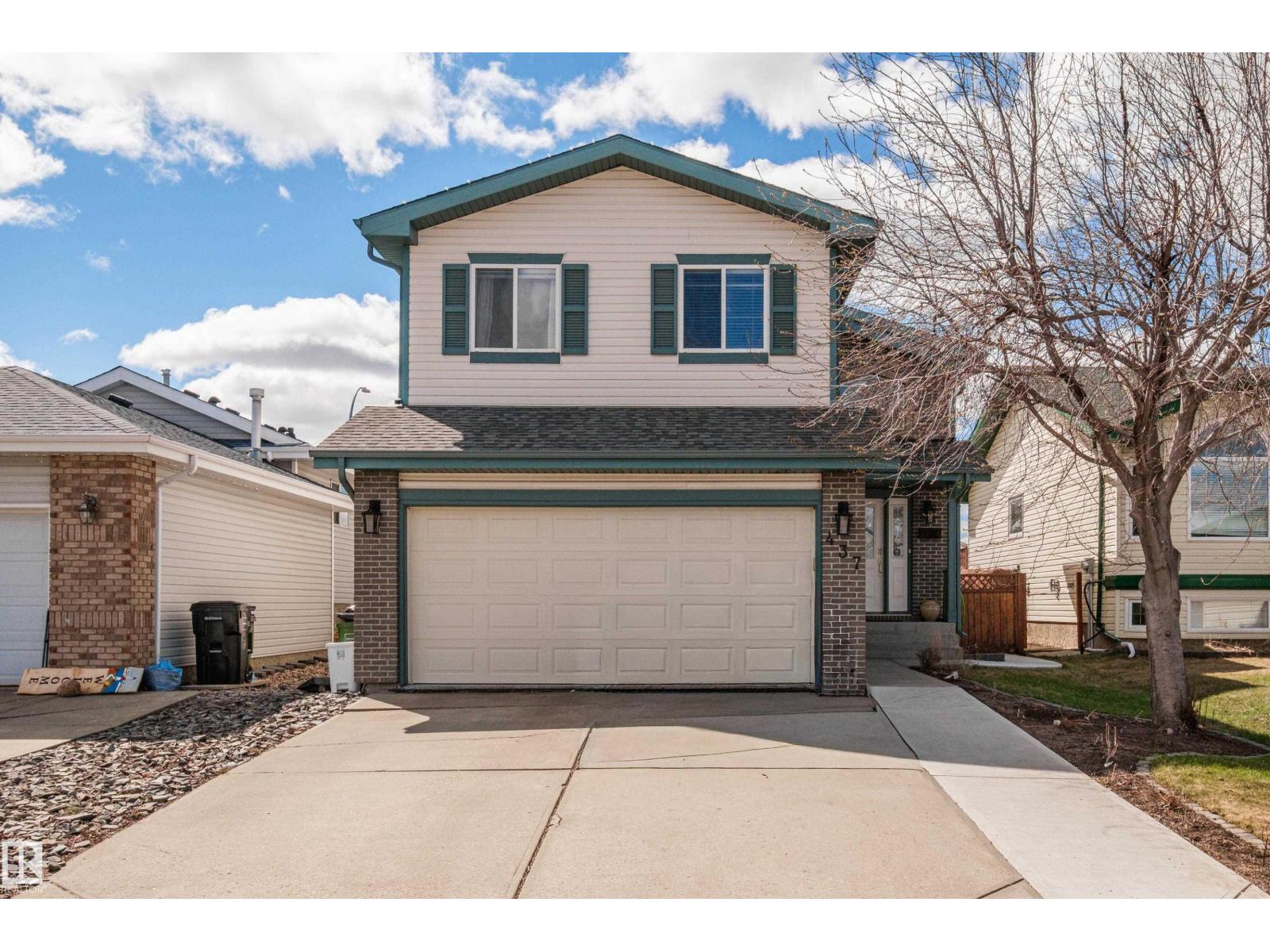 437 Klarvatten Lake Wynd NW, Edmonton, AB, T5Z3B9