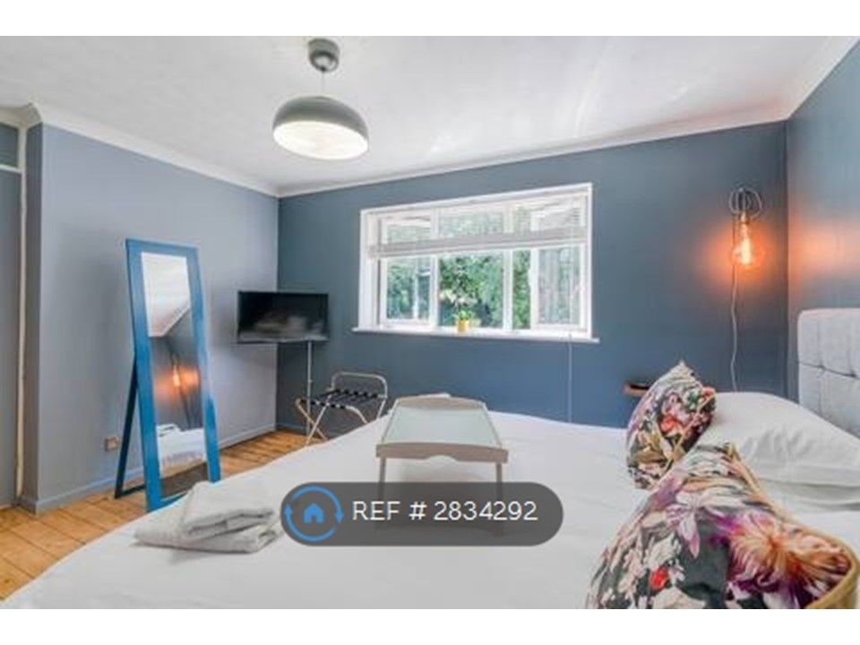 Additional image 19 of 4 bed terraced house to rentShenton Close, Swindon SN3