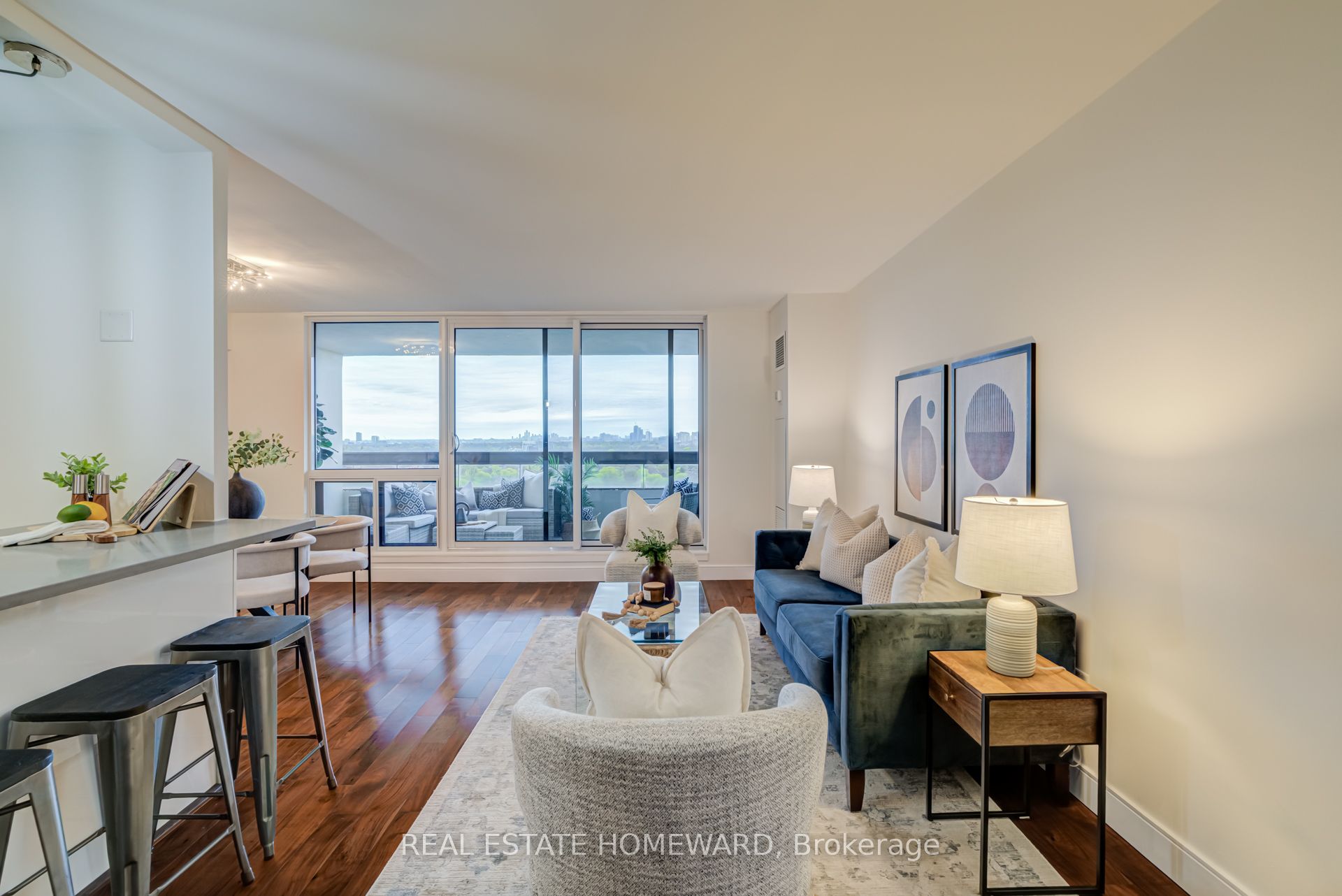 Additional image 4 of 1610-100 Quebec Avenue, Toronto, ON, M6P 4B8