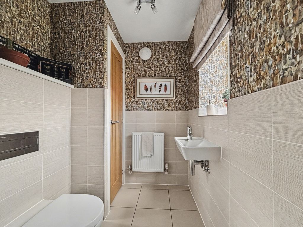 Additional image 10 of 4 bed detached house to rentBlueshot Drive, Clifton-On-Teme, Worcester WR6