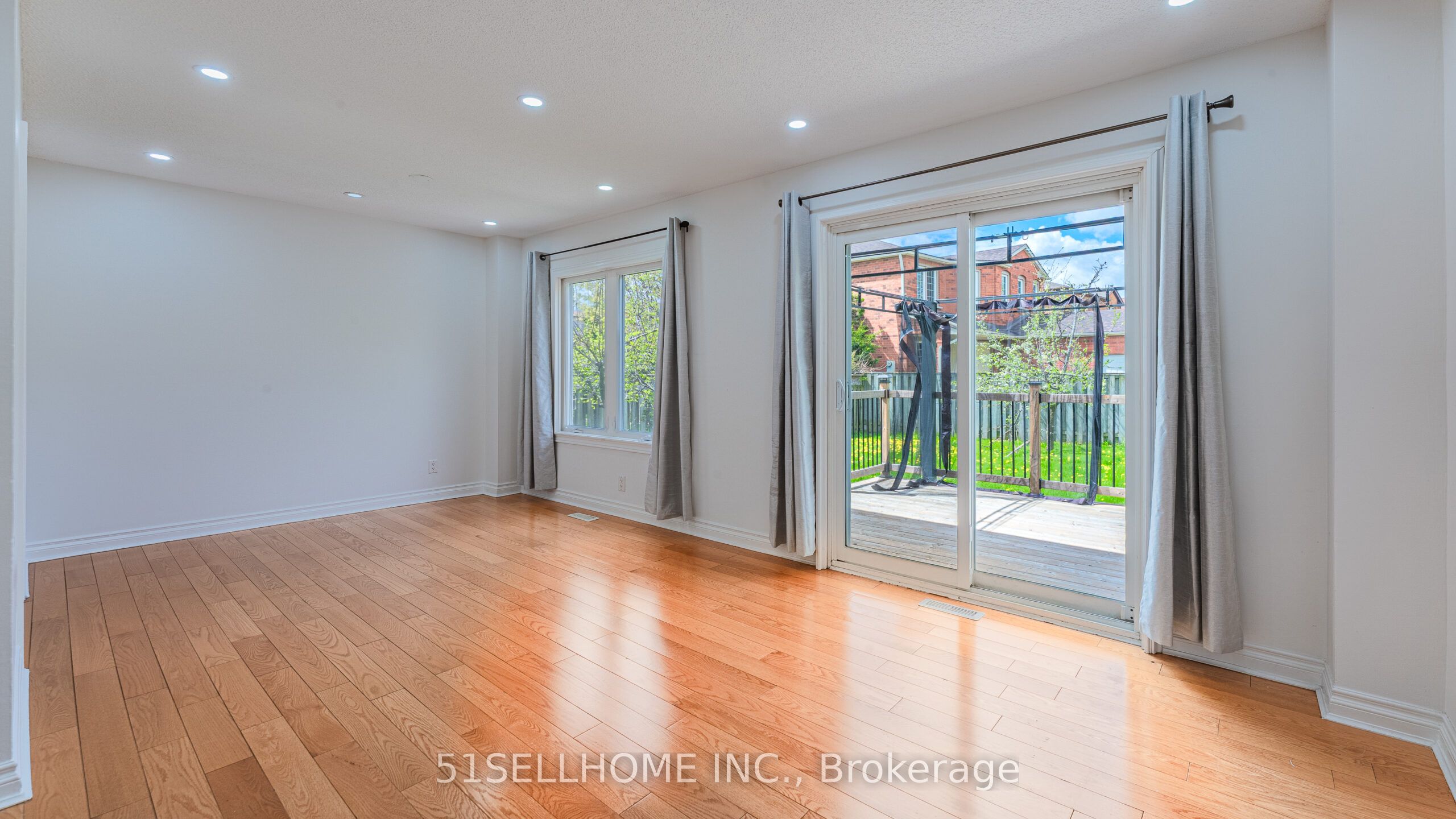 Additional image 6 of 846 Savoy Crescent, Mississauga, ON, L5R 3C7