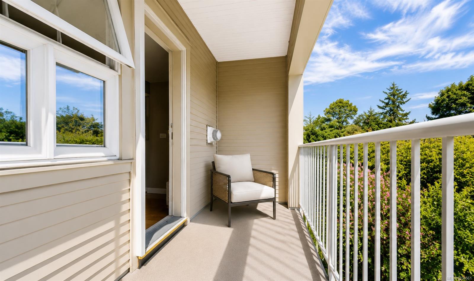 Additional image 5 of 307-3010 Washington Avenue, Victoria, BC, V9A 1P6