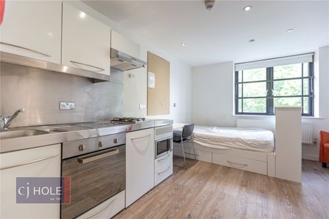 St. Stephens House, Colston Avenue, City Centre, Bristol BS1, Studio to rent