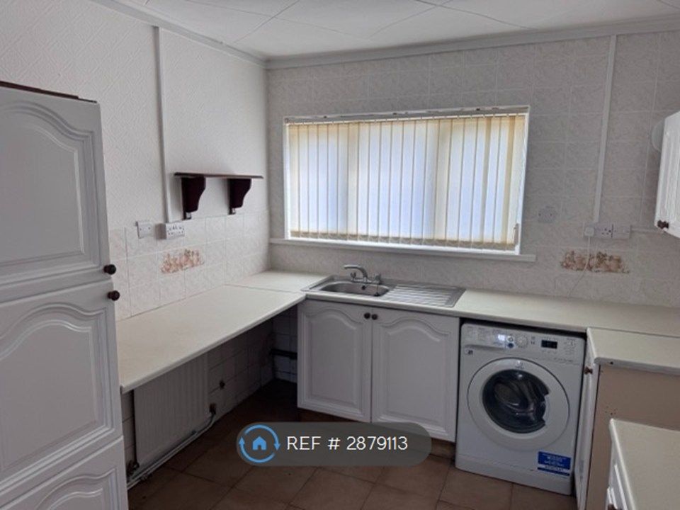 Additional image 2 of 3 bed terraced house to rentGreenwood Court, Caerphilly CF83