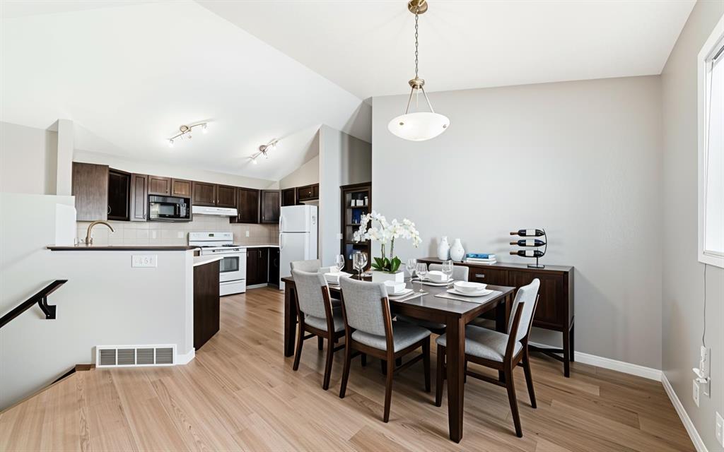 Additional image 6 of 231 Saddlebrook Way NE, Calgary, AB, T3J 0B5