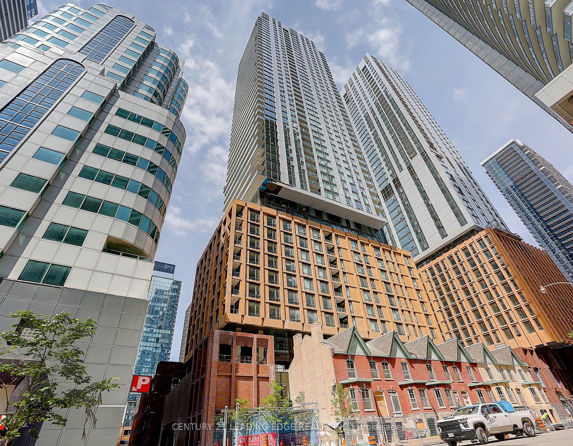 Additional image 2 of 913-8 Widmer Street, Toronto, ON, M5V 0W6