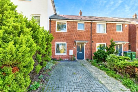 Wilroy Gardens, Southampton, Hampshire SO16