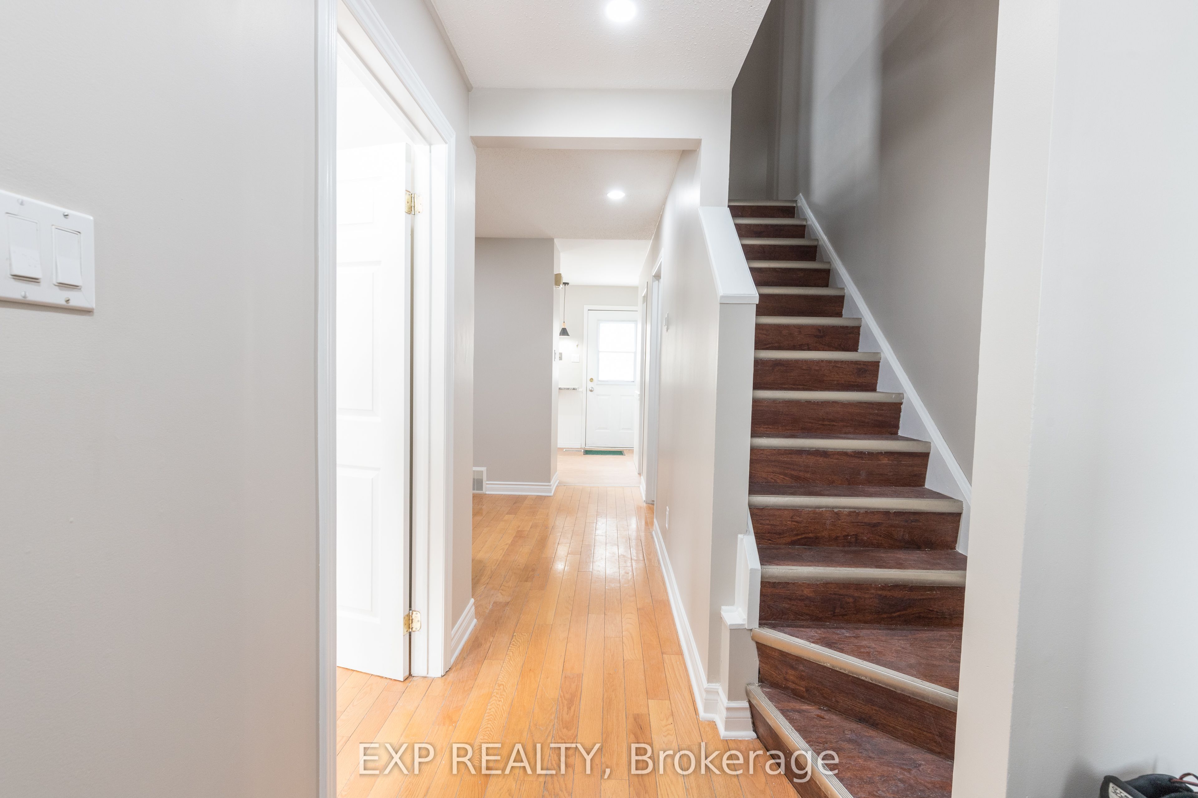 Additional image 2 of 13-1294 Cahill Drive, Ottawa, ON, K1V 9R1