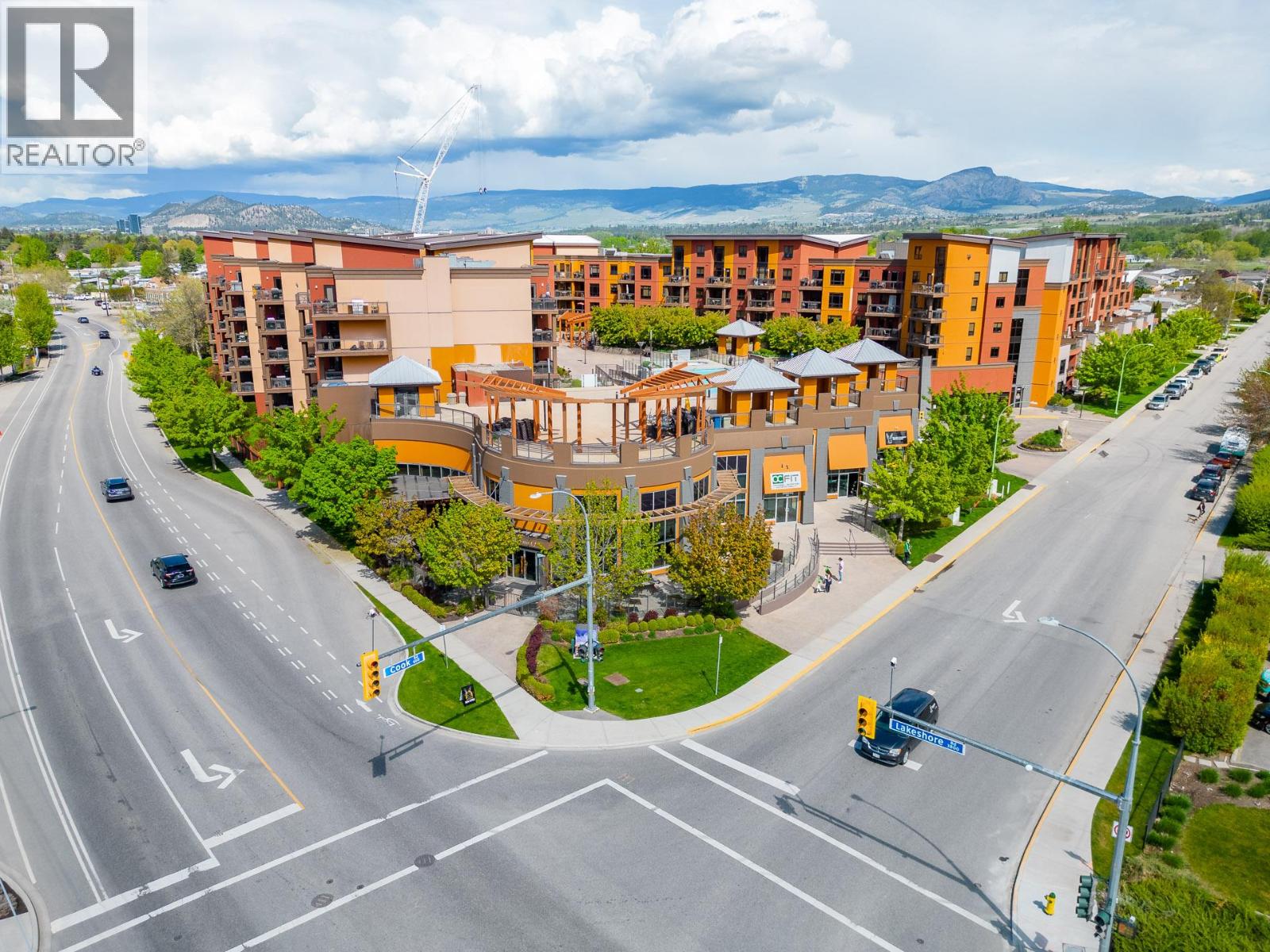 640-654 Cook Road, Kelowna, BC, V1W3G7