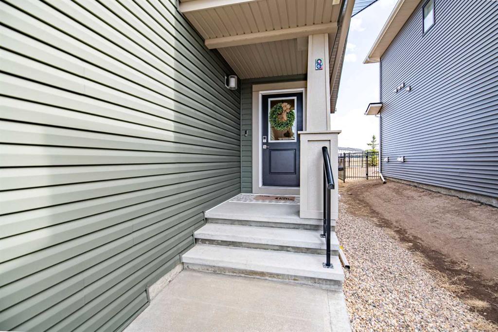 Additional image 3 of 8 Springfield Boulevard, Sylvan Lake, AB, T4S 0S5