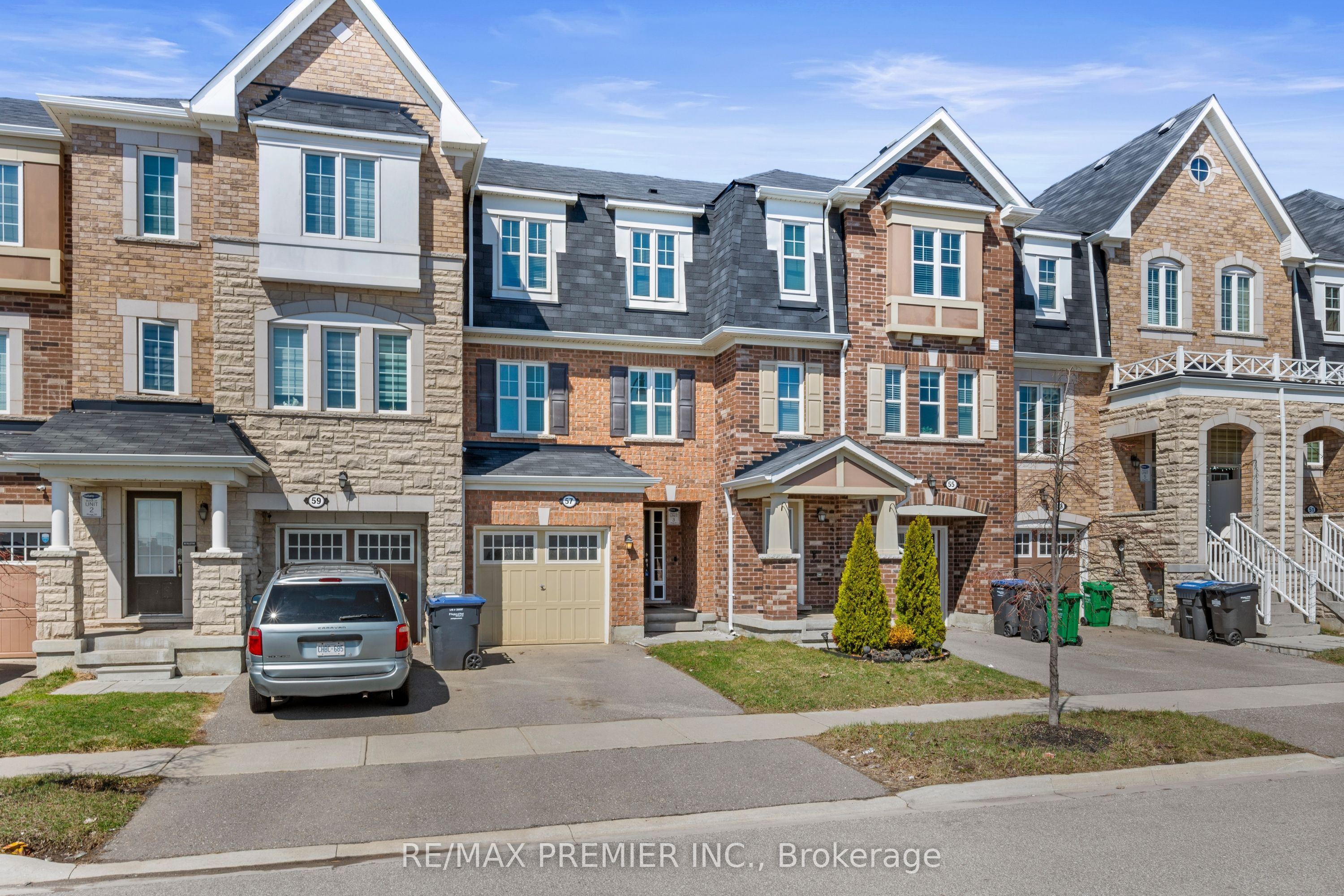 57 Baycliffe Crescent, Brampton, ON, L7A 3Z3 photo 4