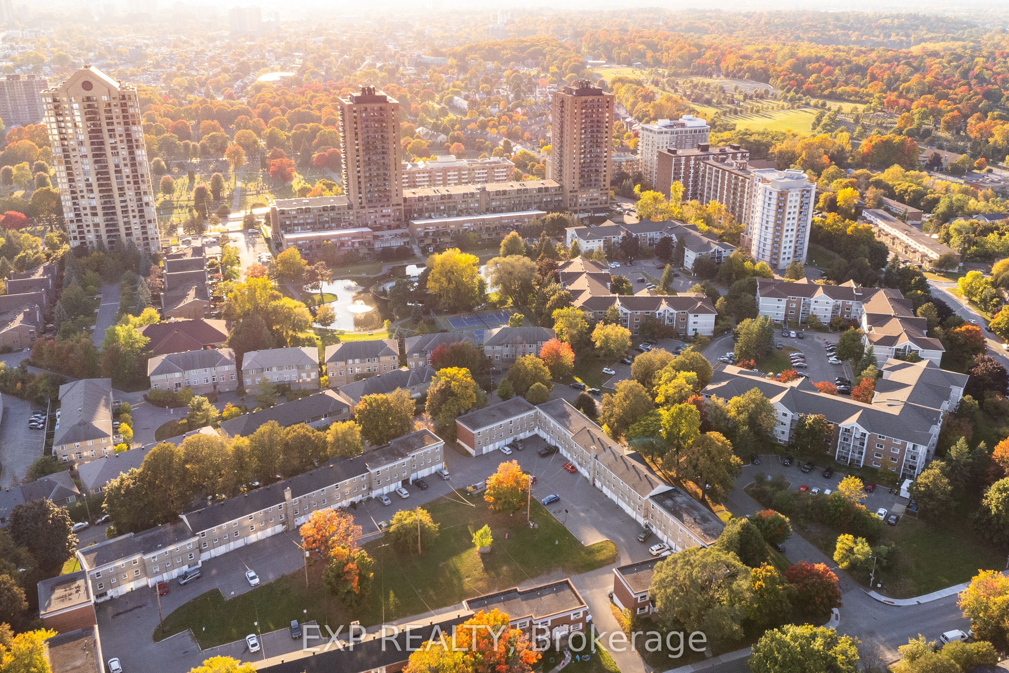 Additional image 6 of 6 Pondside Private, Ottawa, ON, K1K 4X3
