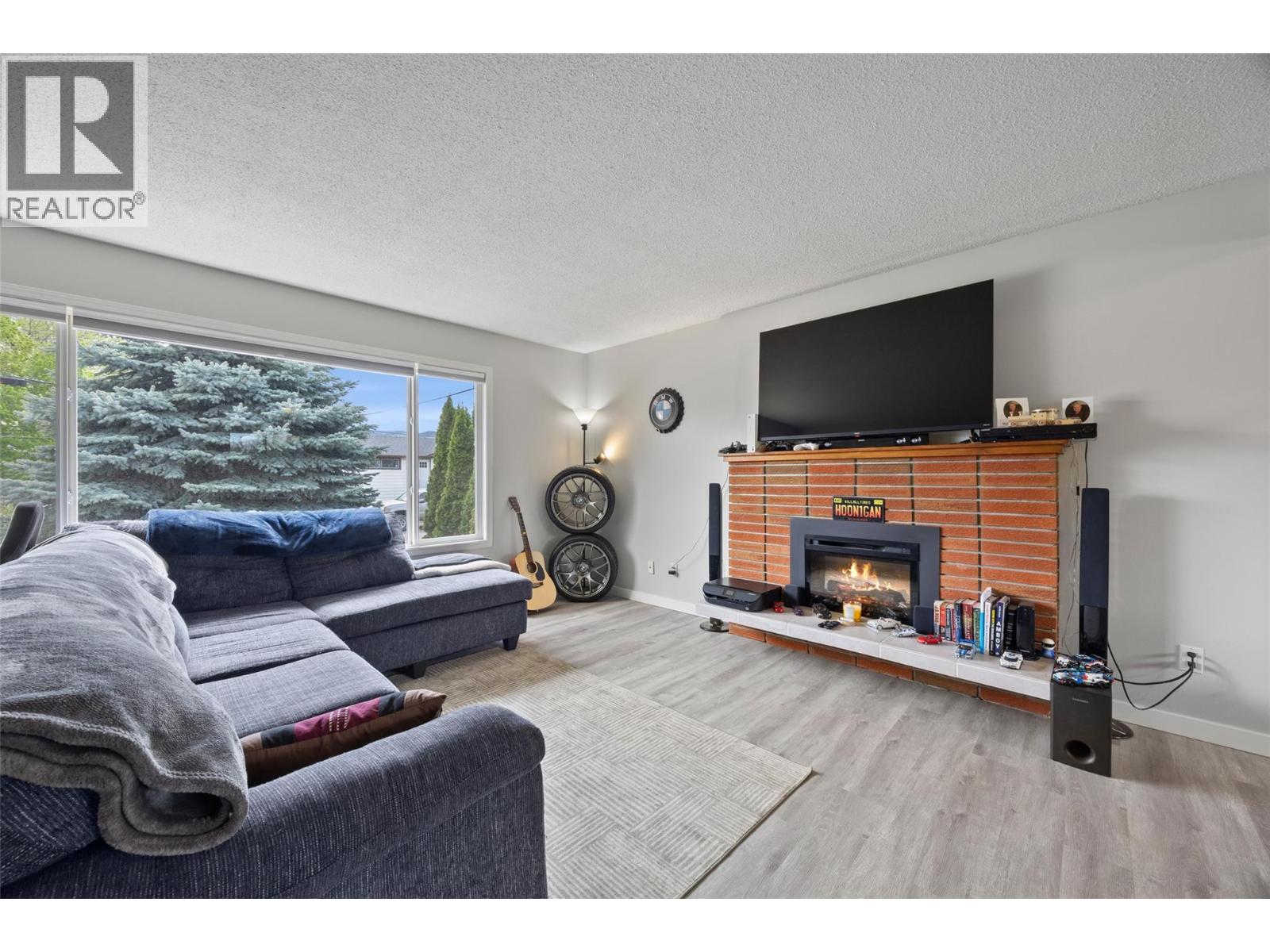 Additional image 3 of 634 Patricia Avenue, Kamloops, BC, V2B7M3