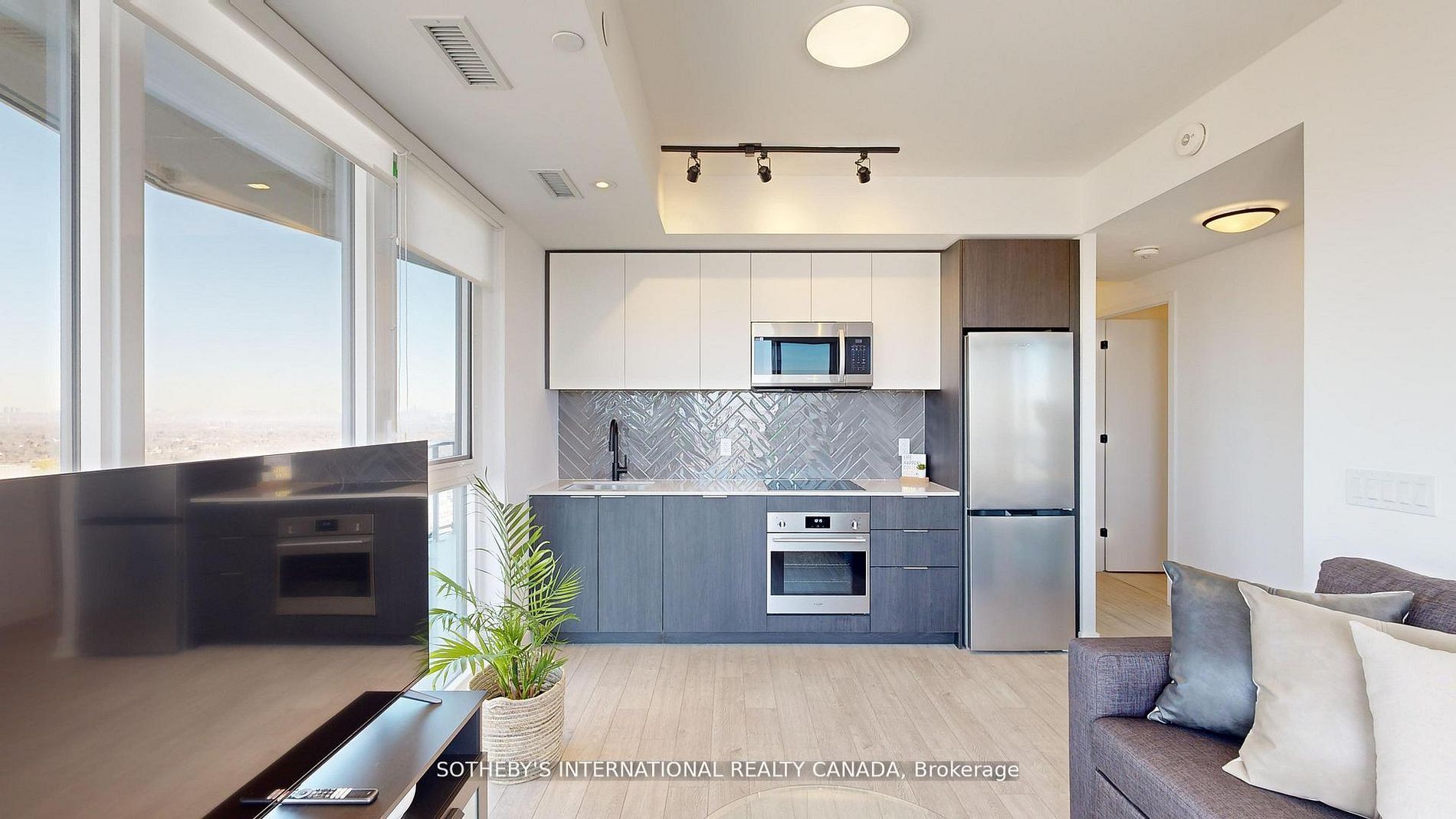 Additional image 4 of 3103-36 Zorra Street, Toronto, ON, M8Z 4Z7