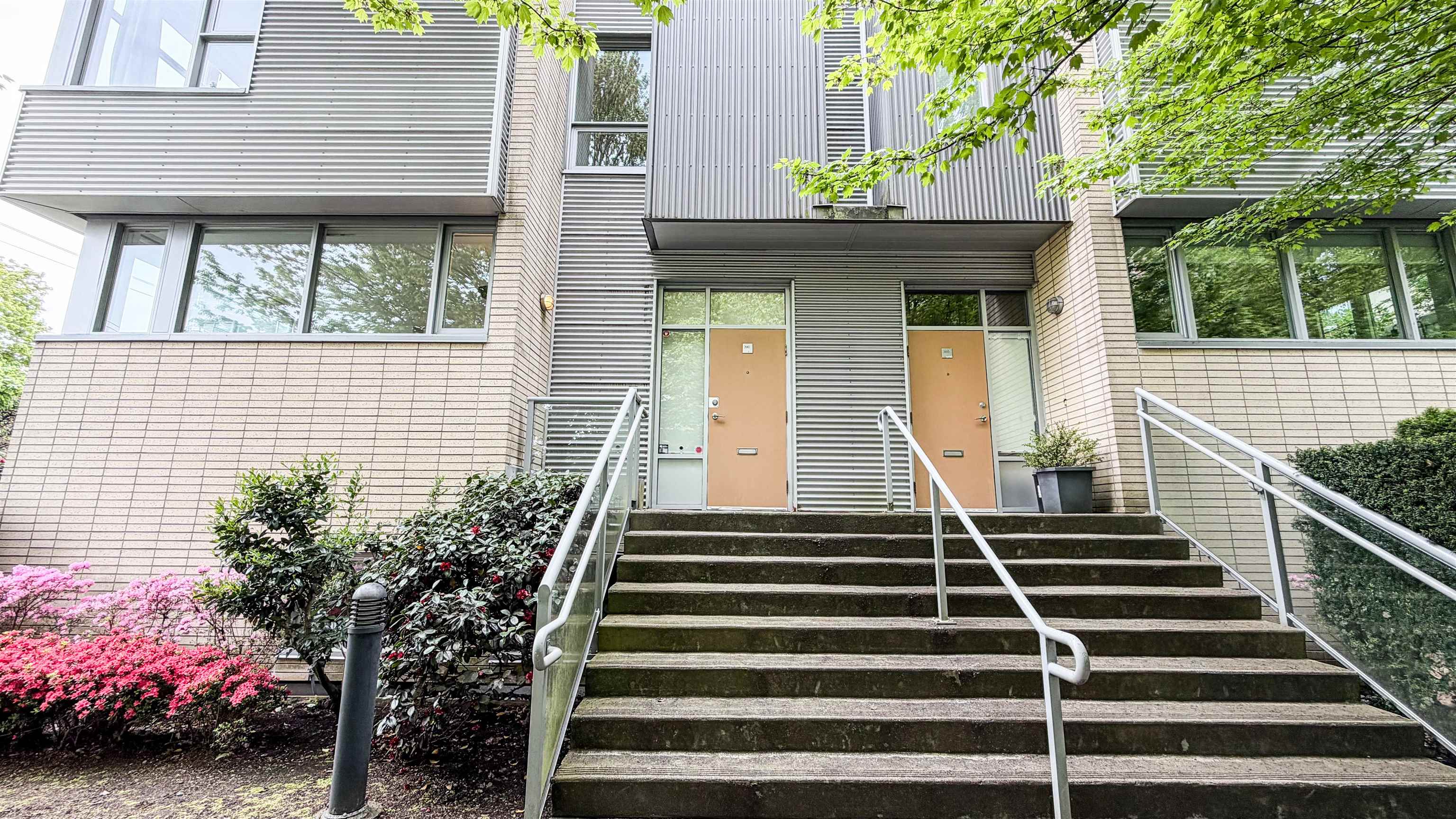 Additional image 2 of 390 11th Avenue E, Vancouver, BC, V5T 4V9