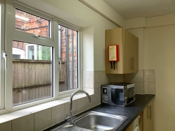 Additional image 7 of 4 bed terraced house to rentLenton Boulevard, Lenton NG7