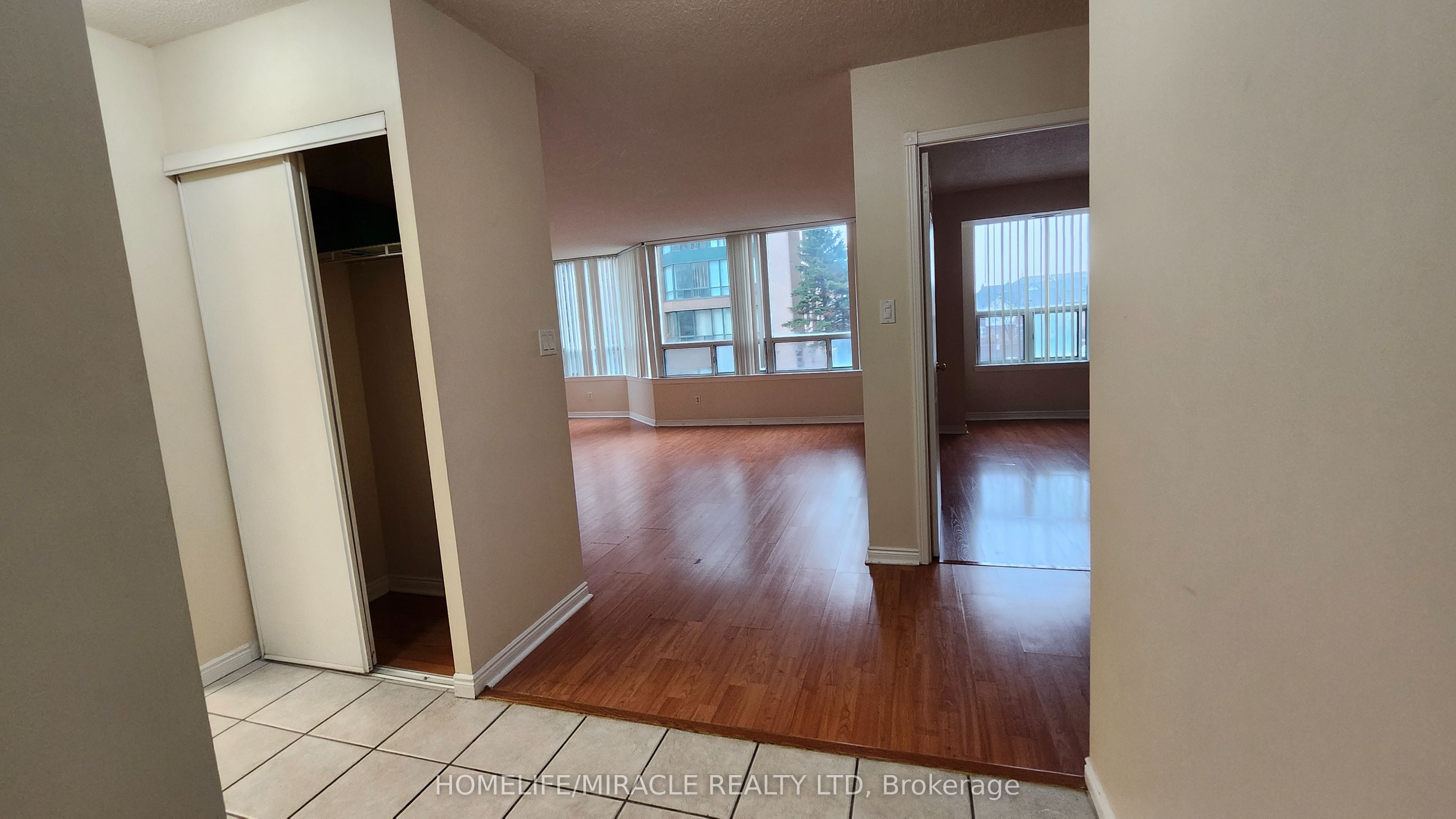 Additional image 6 of 204-135 Hillcrest Avenue, Mississauga, ON, L5B 4B1