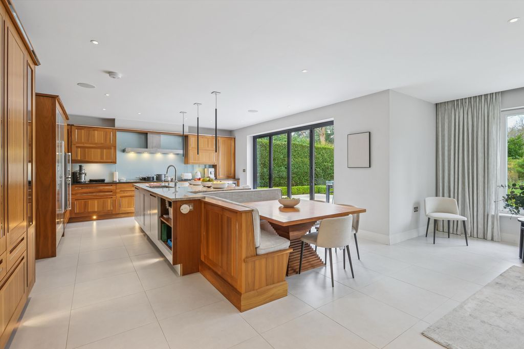Additional image 7 of 6 bed detached house to rentFairbourne, Cobham, Surrey KT11