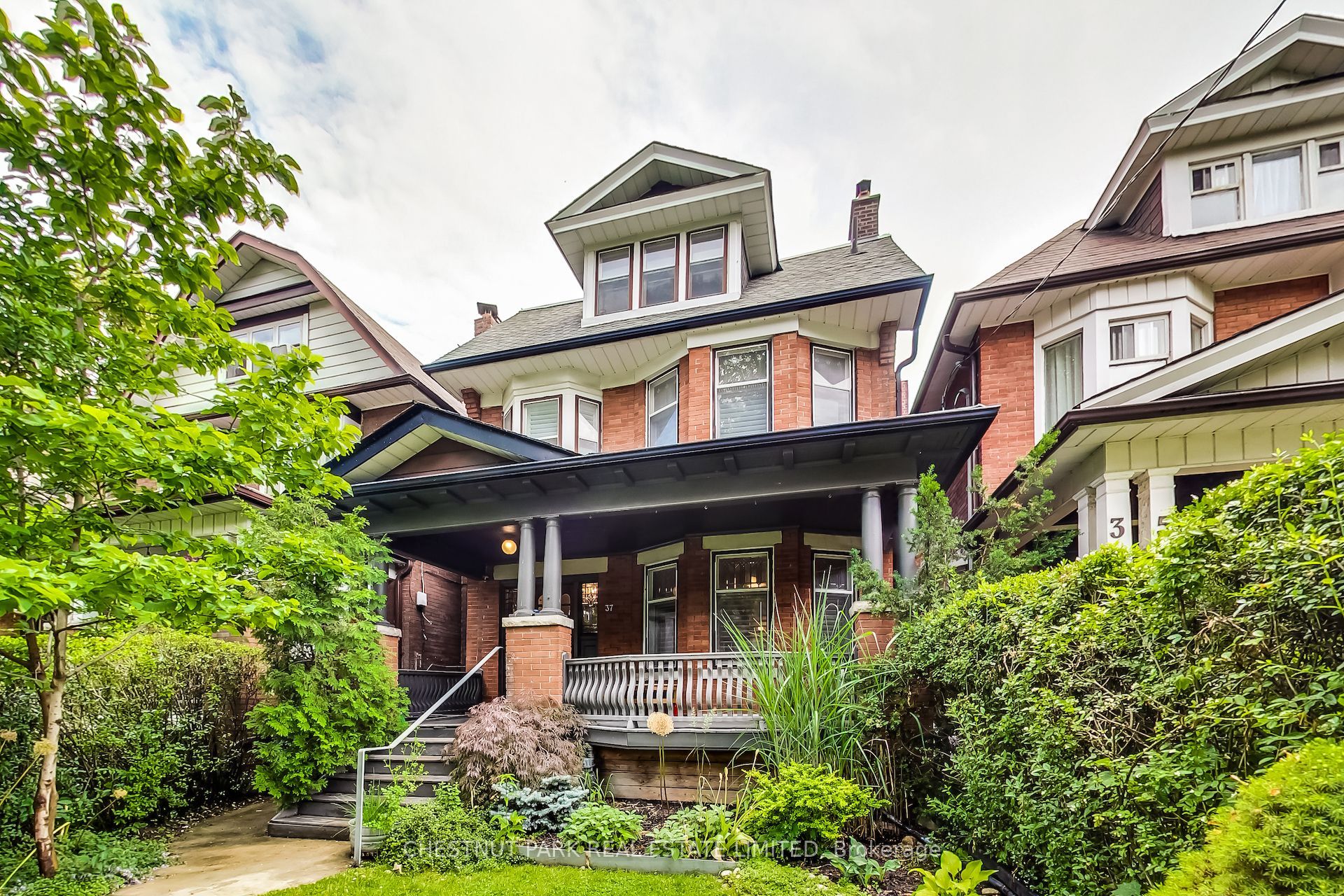 Upper-37 Tyndall Avenue, Toronto, ON, M6K 2E9