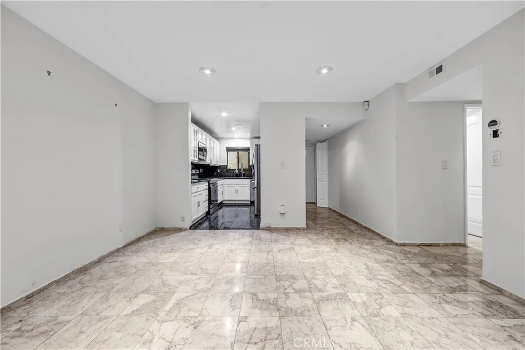 Additional image 10 of 1900 Vine Street Unit 212, Los Angeles, CA 90068
