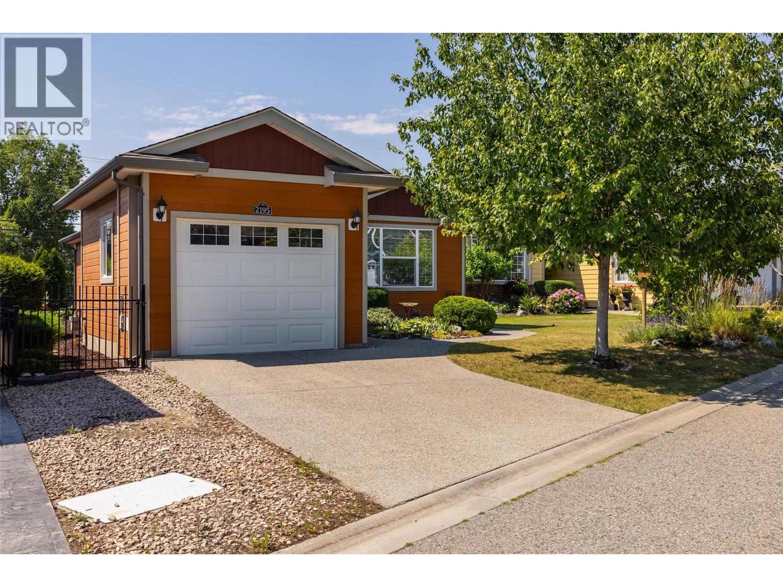 2195 Mimosa Drive, West Kelowna, BC, V4T3A5