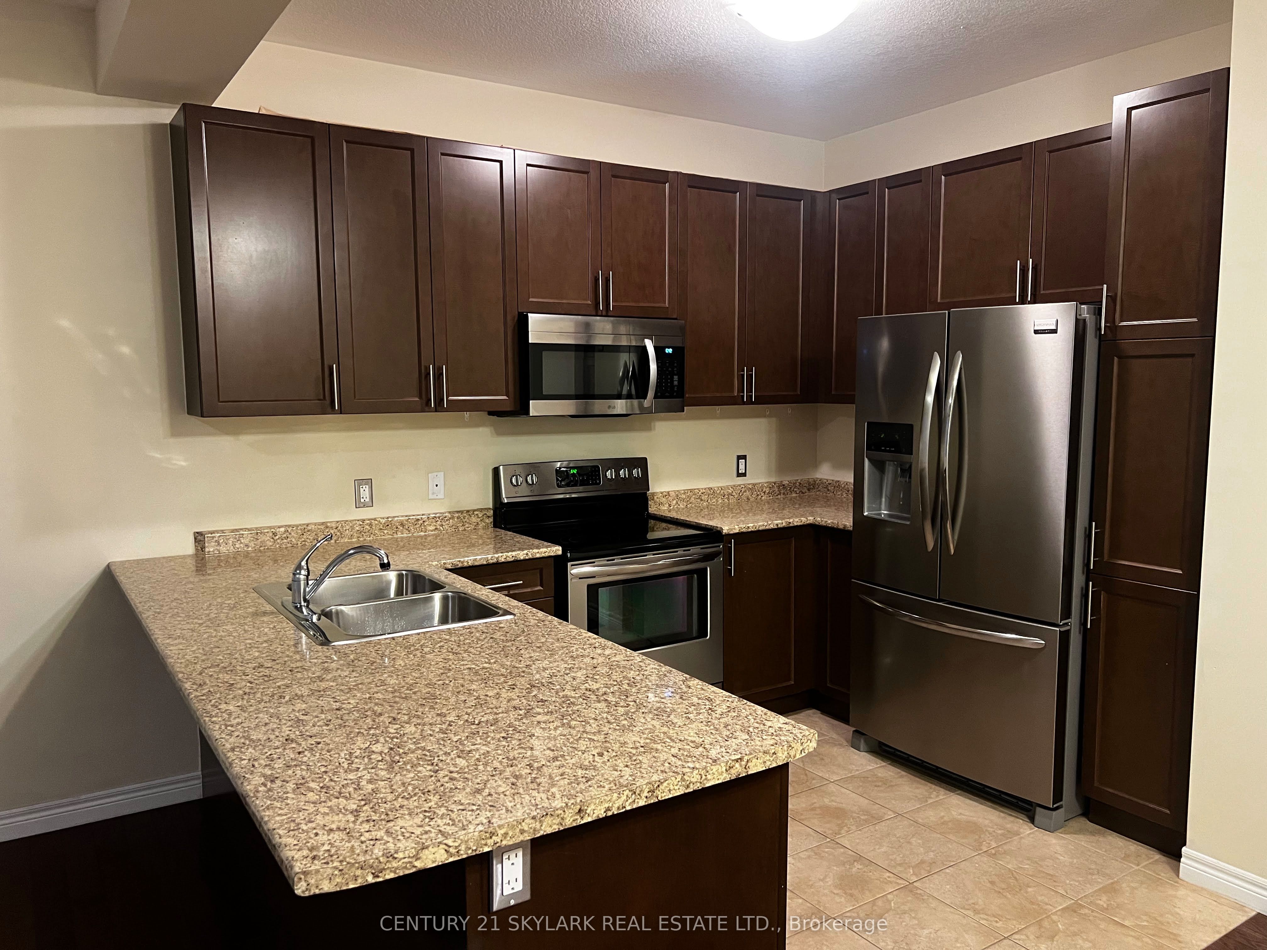 Additional image 4 of 96 Charleswood Crescent, Hamilton, ON, L0R 1P0