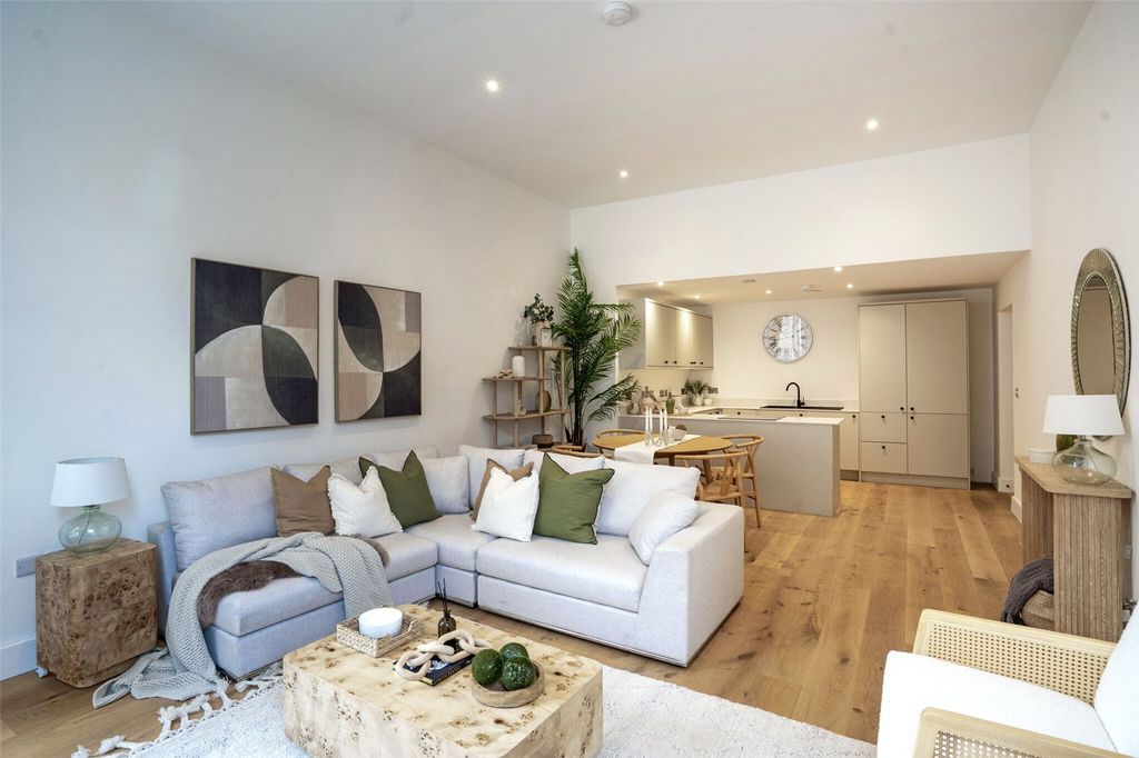 2 bed flat for salePlot 10, Bay Court, 2-6 Bay Road, Clevedon, Somerset BS21