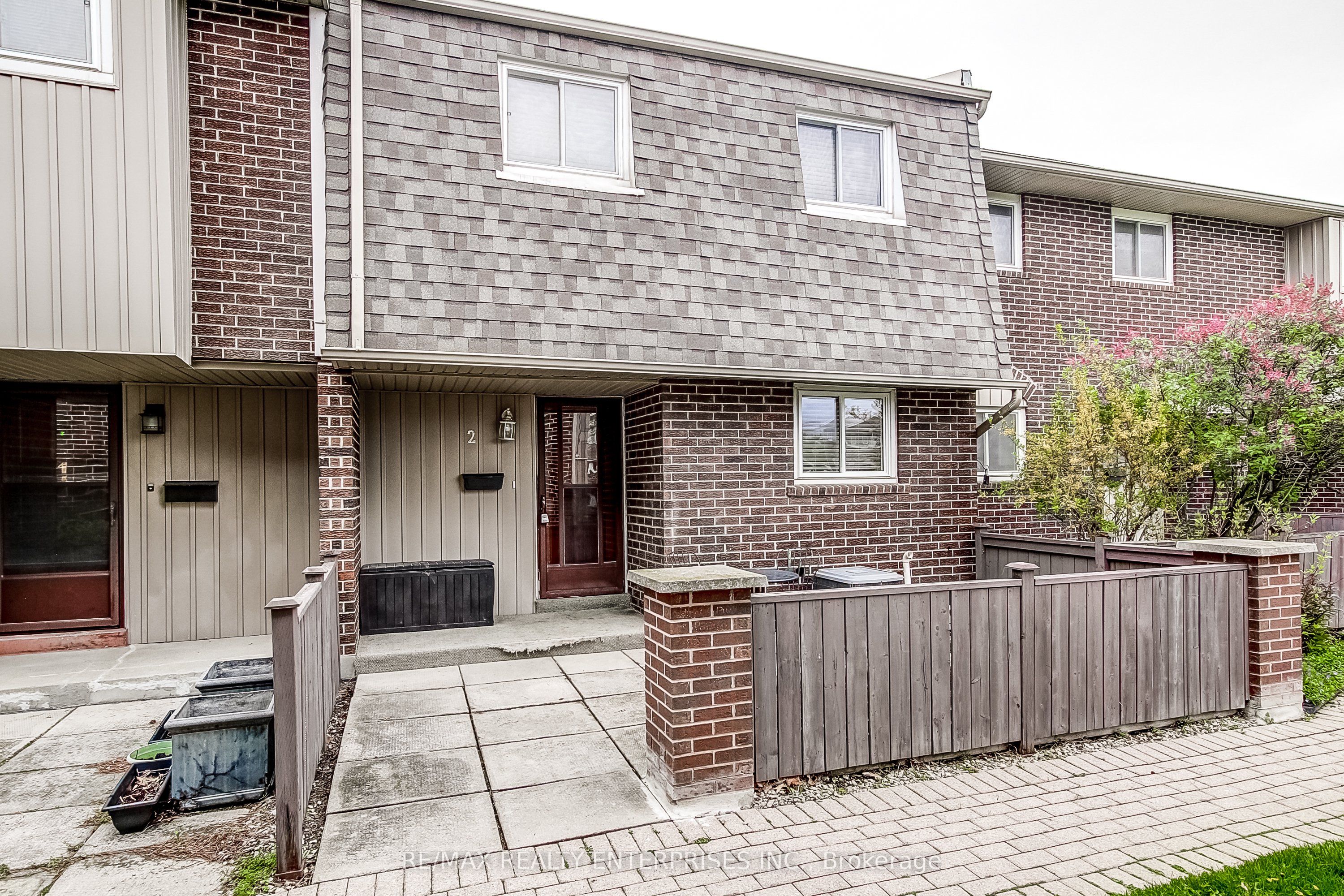 Additional image 3 of 2-1306 Guelph Line, Burlington, ON, L7P 2S9