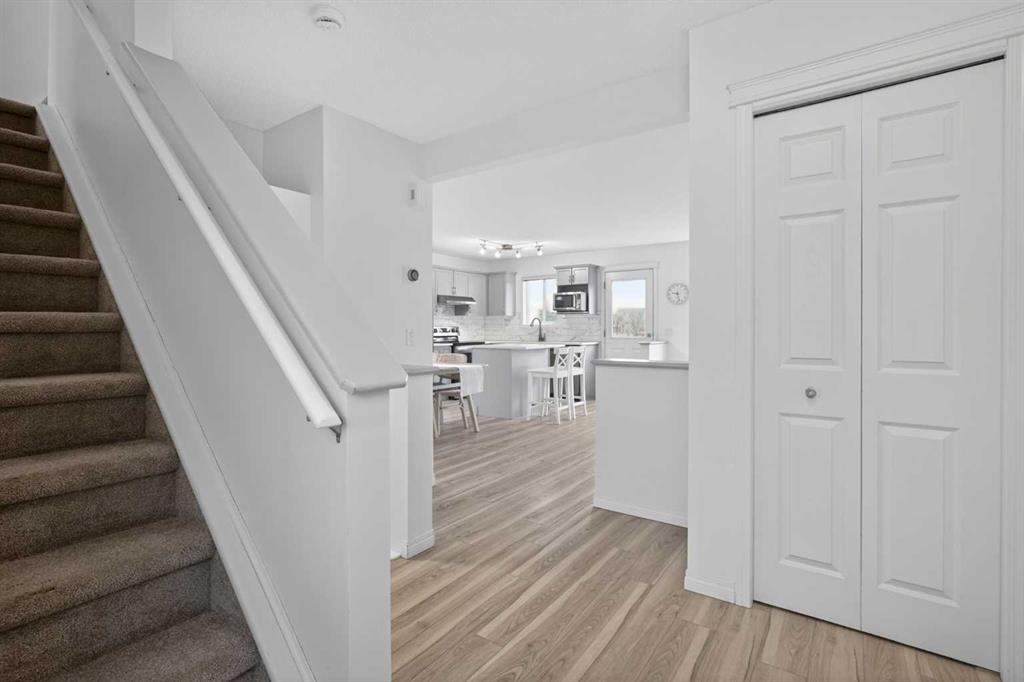 Additional image 3 of 8050 Cougar Ridge Avenue SW, Calgary, AB, T3H 5S5