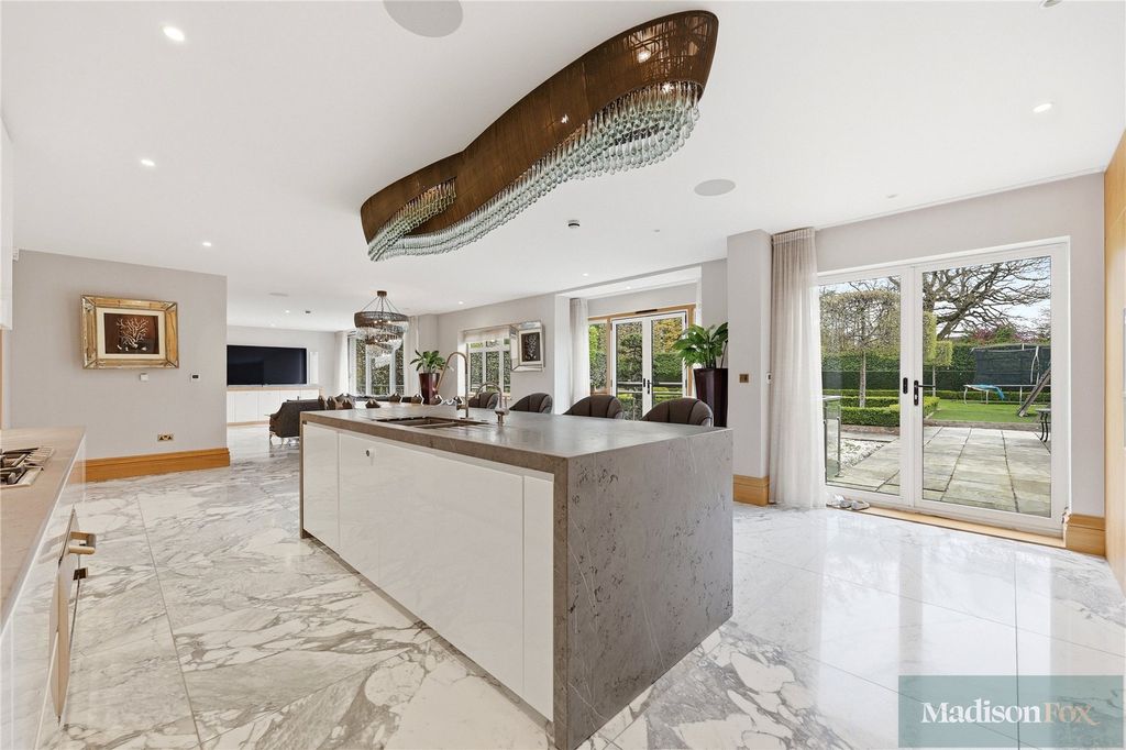 Additional image 17 of 8 bed detached house for saleStradbroke Drive, Chigwell, Essex IG7